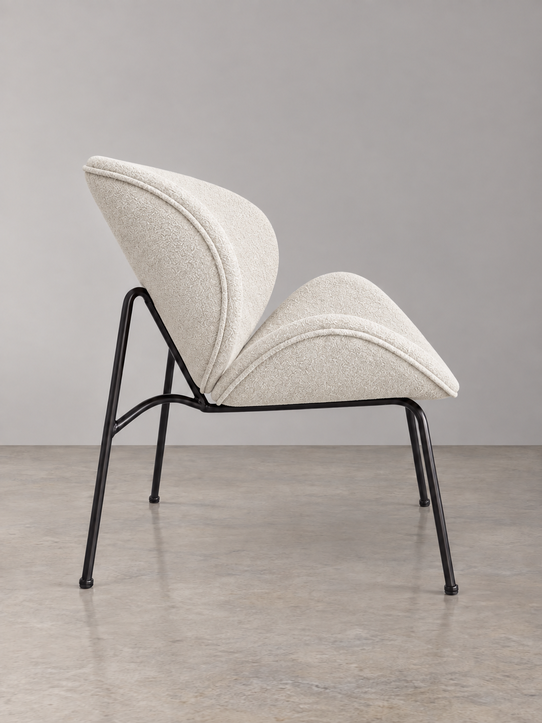 Cui Liu Amura Accent Chair Set of 2 Soft Plush Fabric Retro Designer Chairs with Matte Black Legs Mid Century Living Room Chairs